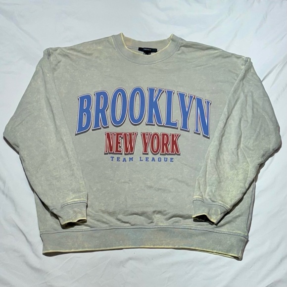 Forever 21 Grey Distressed Oversized Crewneck Sweatshirt - Picture 1 of 9